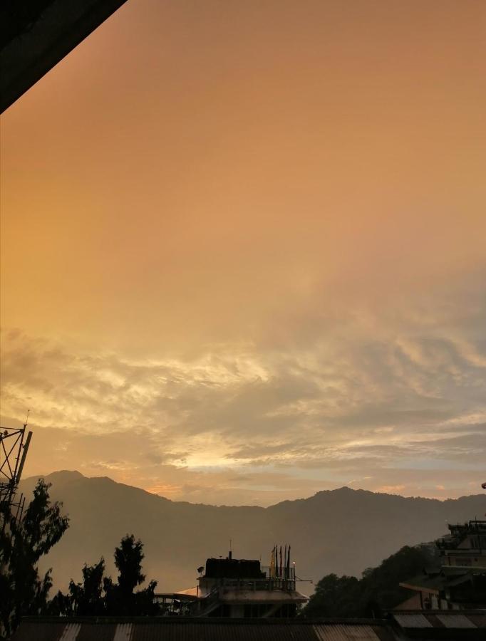 Hotel Nindik Gangtok Exterior photo